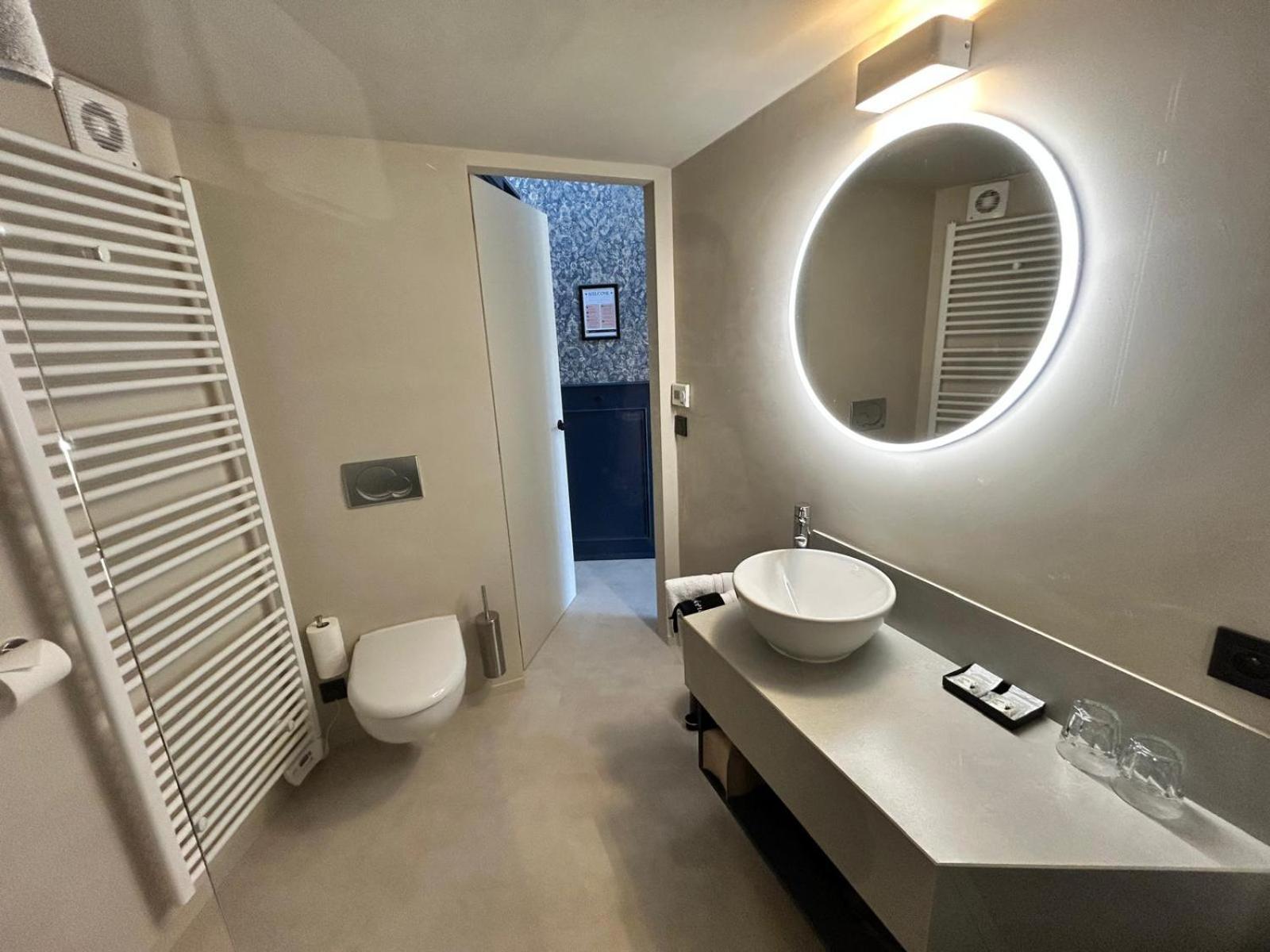 B&B Contrast Brugge Bagian luar foto